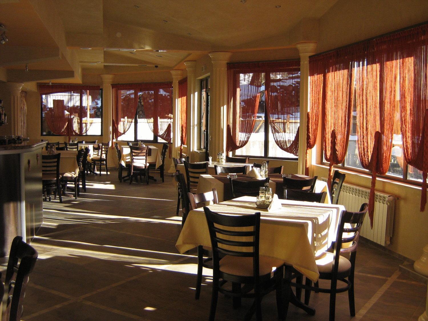 Family Hotel Yola TsTschepelare Exterior foto