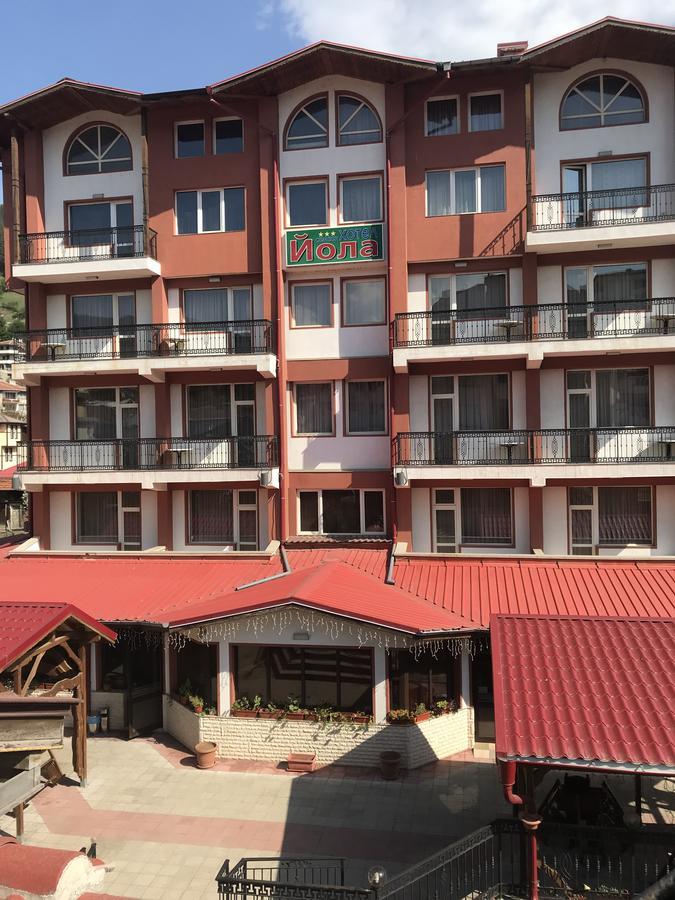 Family Hotel Yola TsTschepelare Exterior foto